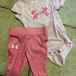 Under Armour Bright Pink Matching Leggings Set